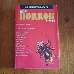 The Mammoth Book of Short Horror Novels